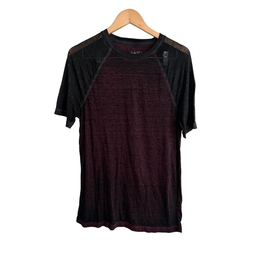 Helix Mens super light t shirt short sleeve size Medium